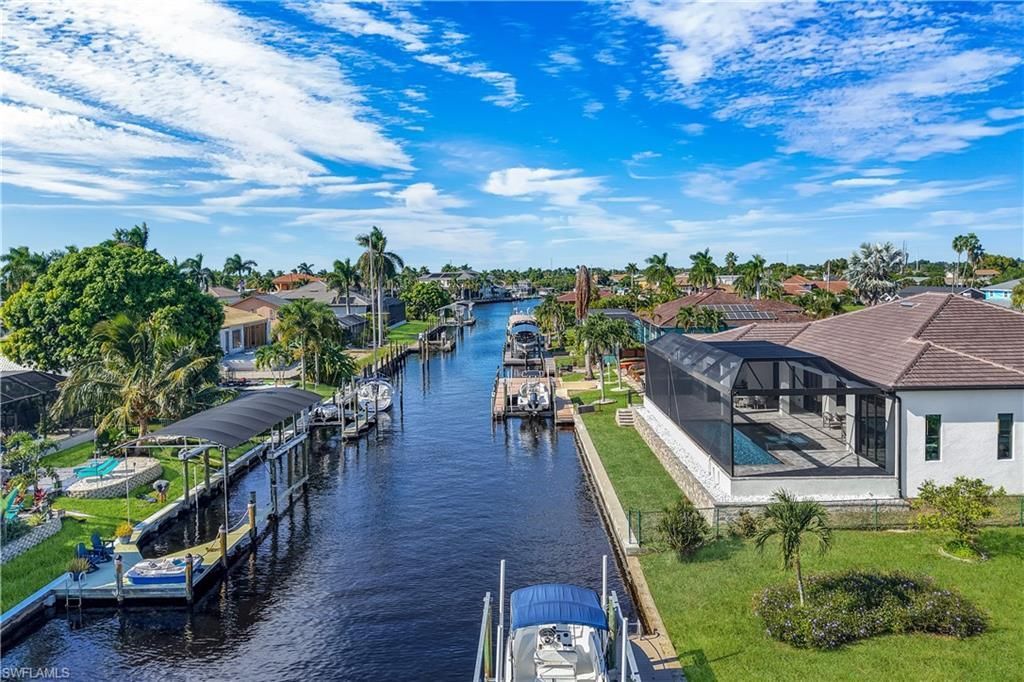 5230 Tamiami Ct, Cape Coral, FL 33904 Photo