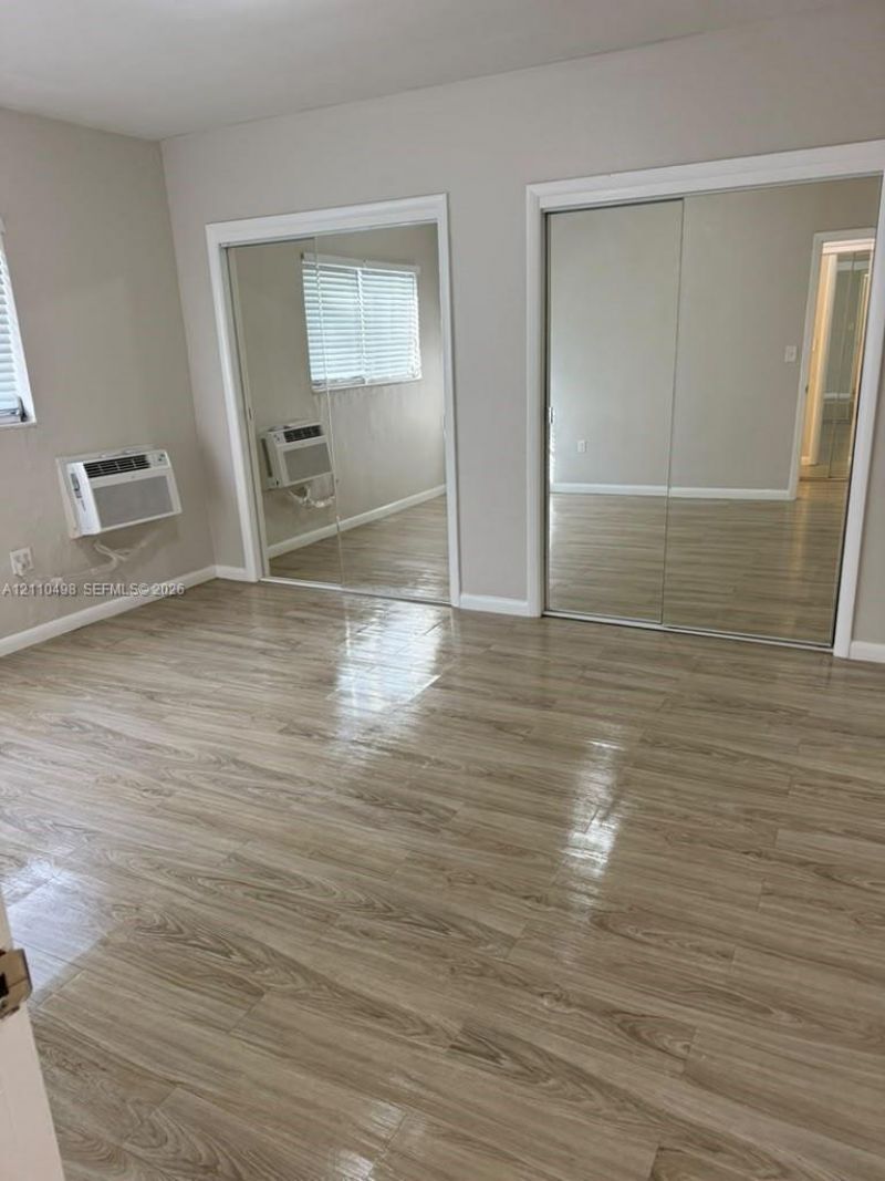 835 Lenox Ave, Unit 212, Miami Beach, FL 33139 Photo