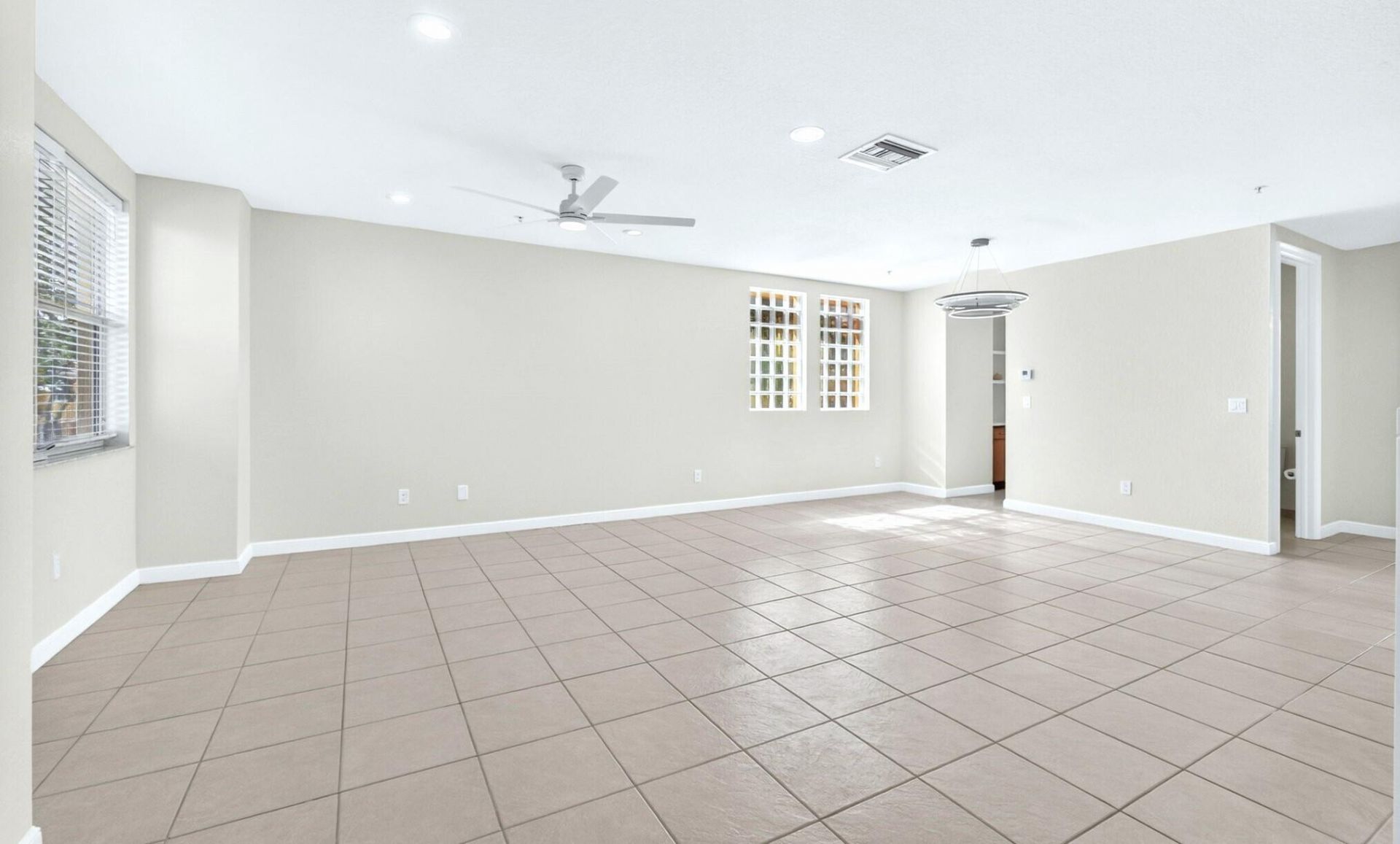 840 Marina Del Ray Lane, Unit 1, West Palm Beach, FL 33401 Photo