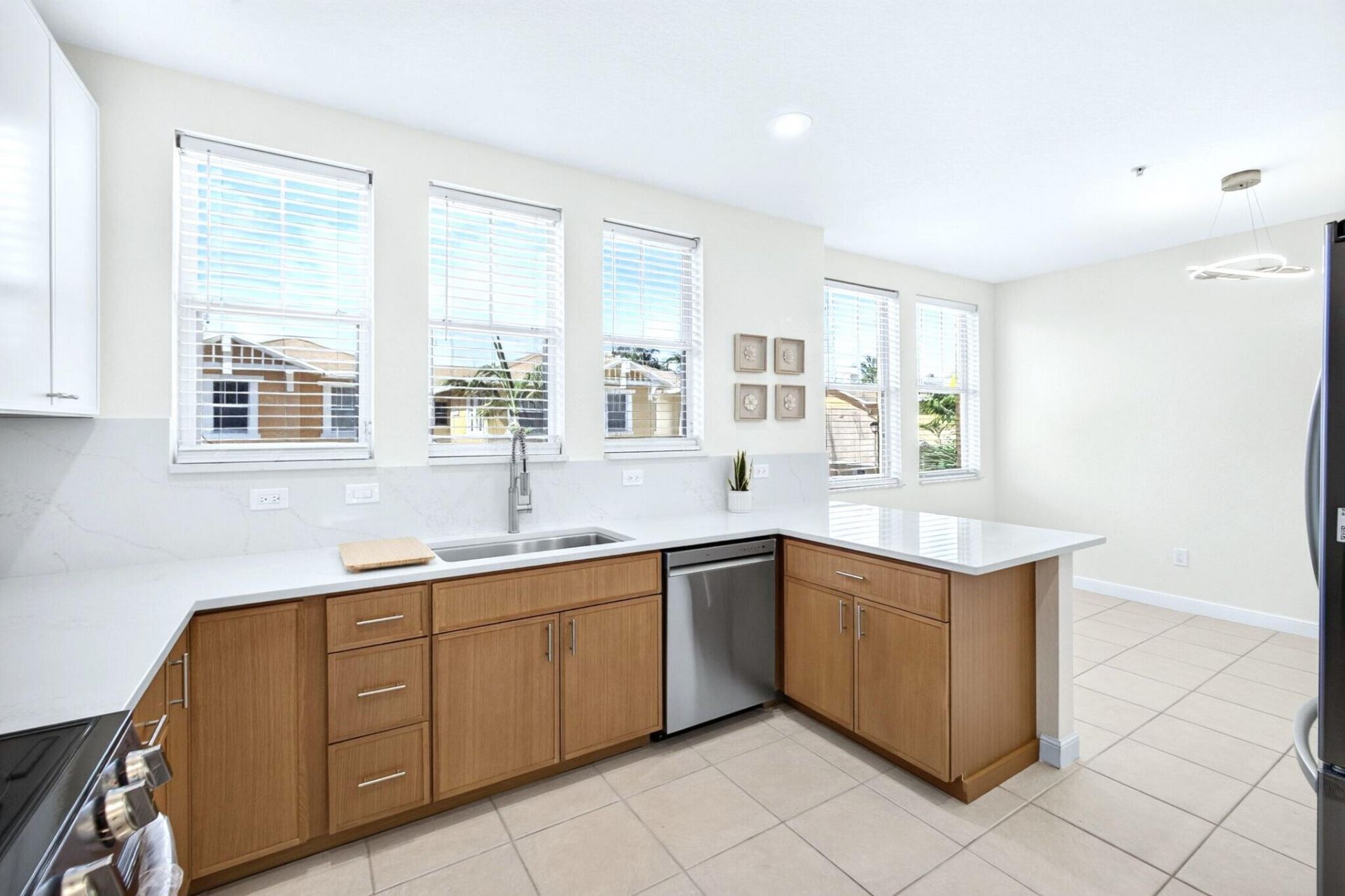 840 Marina Del Ray Lane, Unit 1, West Palm Beach, FL 33401 Photo