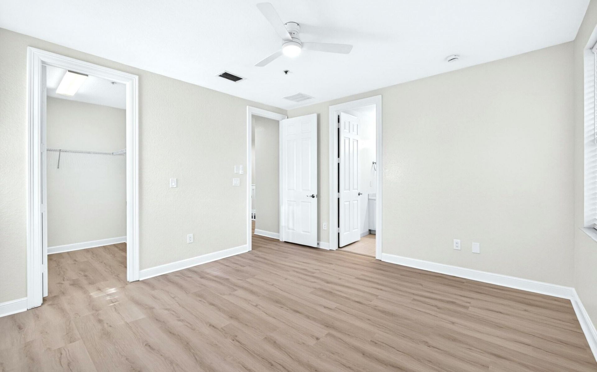 840 Marina Del Ray Lane, Unit 1, West Palm Beach, FL 33401 Photo
