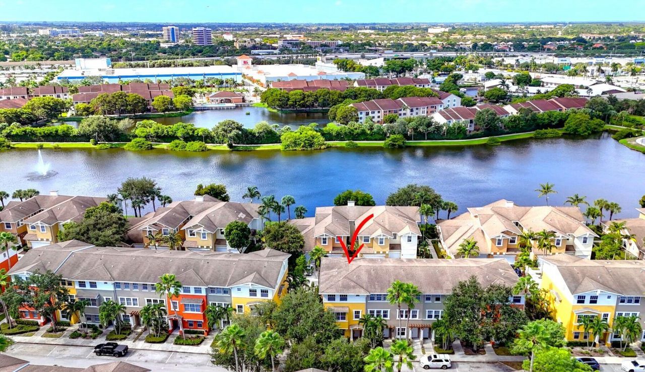 840 Marina Del Ray Lane, Unit 1, West Palm Beach, FL 33401 Photo
