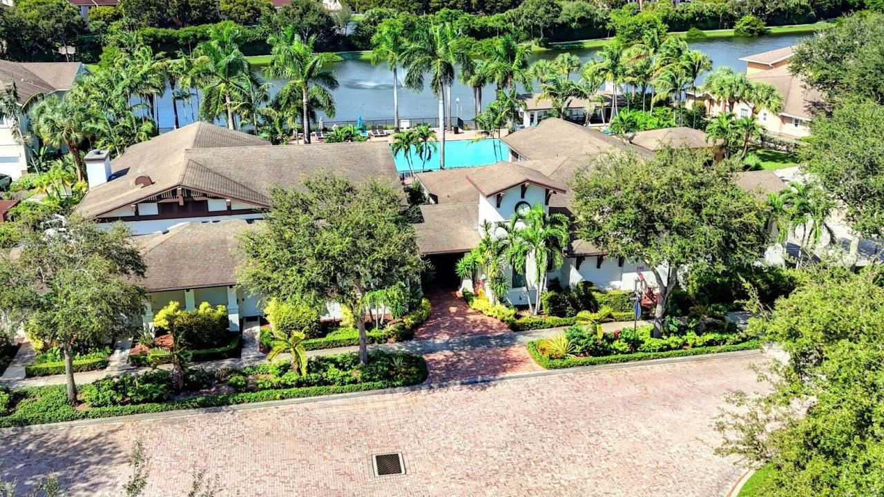 840 Marina Del Ray Lane, Unit 1, West Palm Beach, FL 33401 Photo