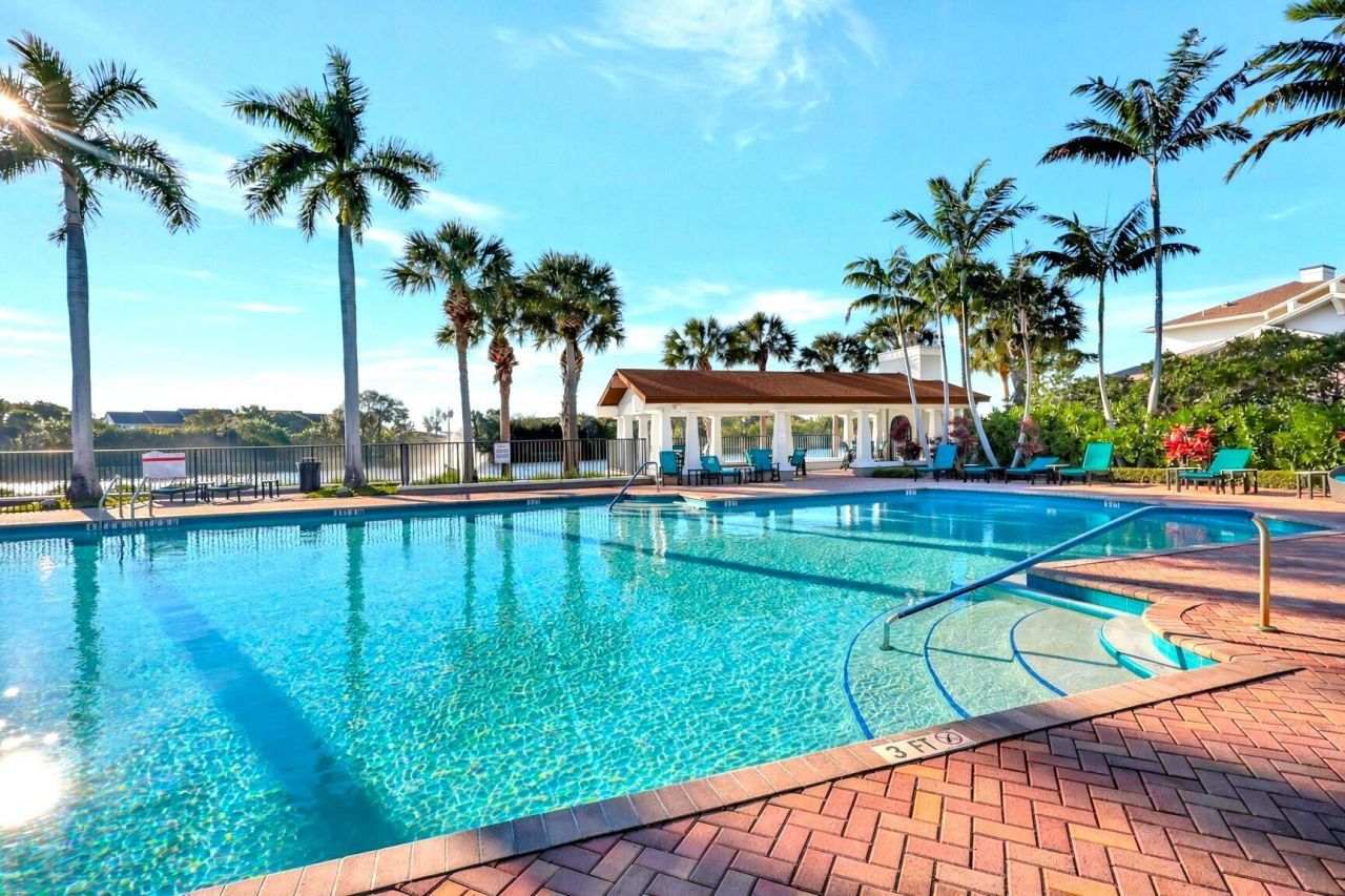 840 Marina Del Ray Lane, Unit 1, West Palm Beach, FL 33401 Photo