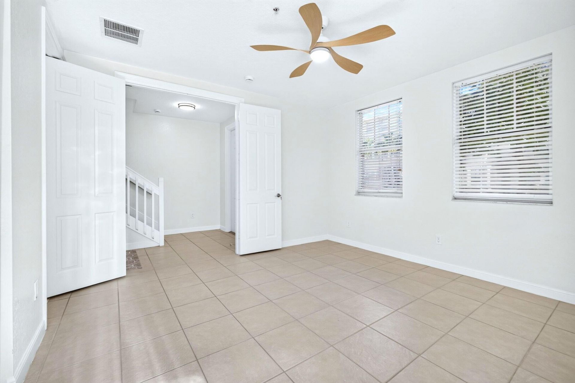 840 Marina Del Ray Lane, Unit 1, West Palm Beach, FL 33401 Photo