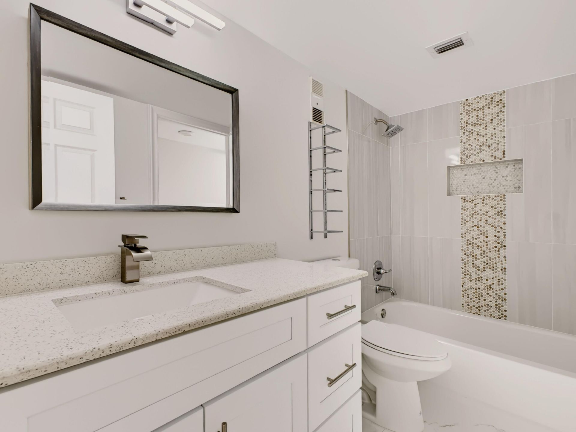 14426 Amberly Lane, Unit 301, Delray Beach, FL 33446 Photo