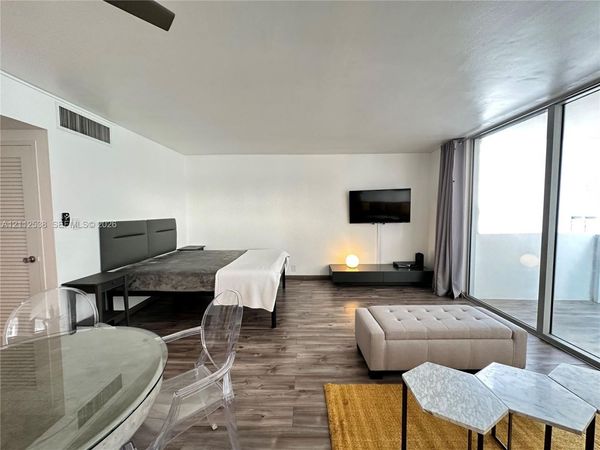 1200 West Ave , Unit 724, Miami Beach, FL 33139