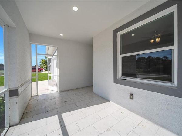 5232/5234 25th ST SW, LEHIGH ACRES, FL 33973