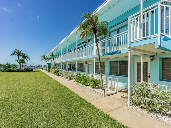 1834 SHORE DRIVE S, Unit 4, SOUTH PASADENA, FL 33707