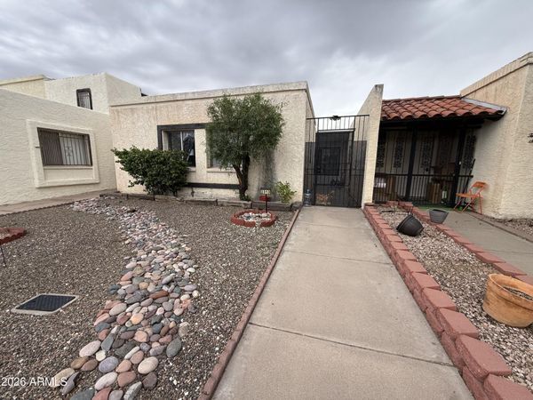 2313 W VINEYARD Road, Tempe, AZ 85282