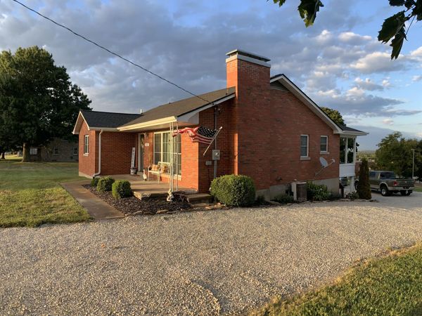 6223 ROUTE B , Jefferson City, MO 65101