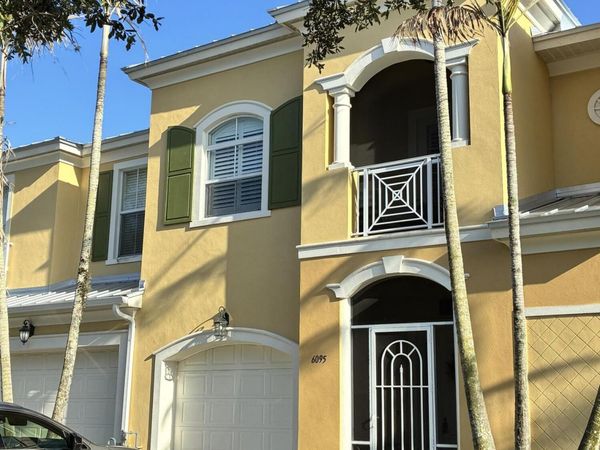 6095 NW Helmsdale Way, Port St. Lucie, FL 34983