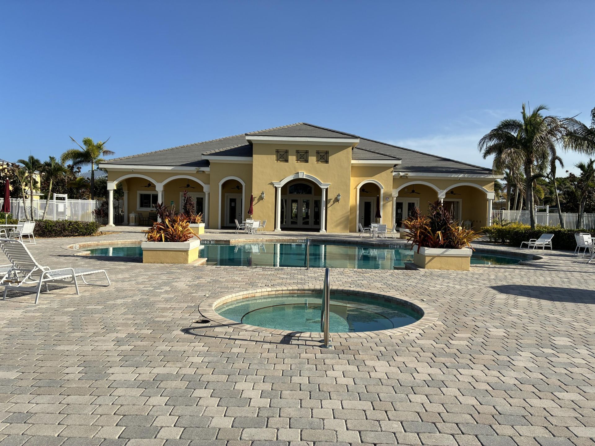 6095 NW Helmsdale Way, Port Saint Lucie, FL 34983 Photo