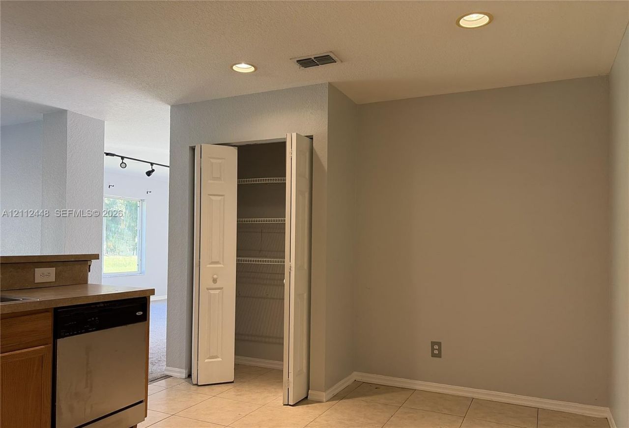 2007 SW Marblehead Way , Port Saint Lucie, FL 34953 Photo