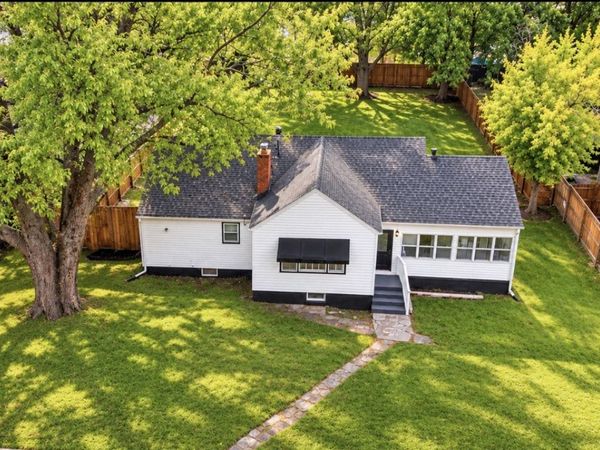 1414 Yale Avenue , Zion, IL 60099