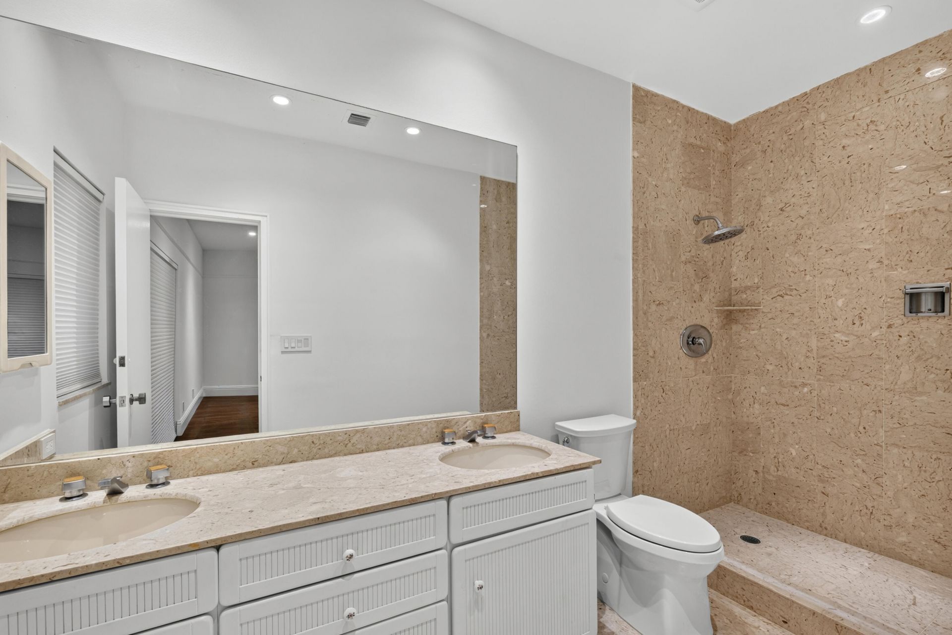 19700 Oakbrook Circle, Boca Raton, FL 33434 Photo