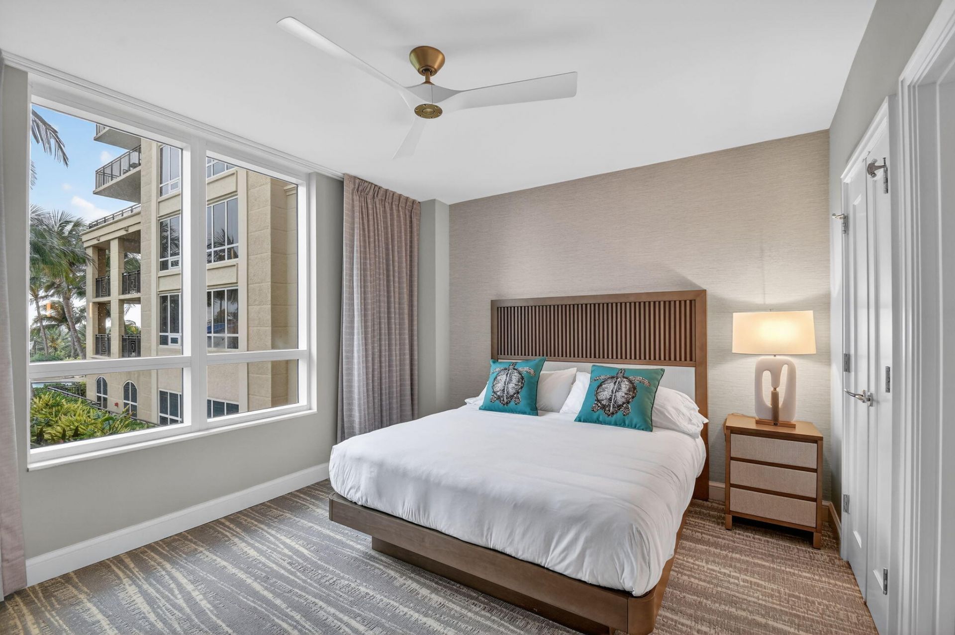 3800 N Ocean Drive, Unit 414, Singer Island, FL 33404 Photo