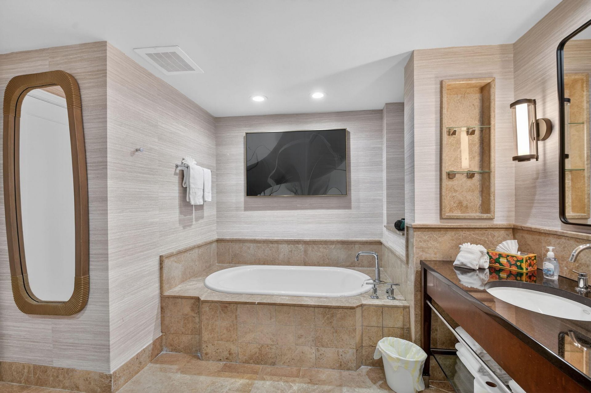 3800 N Ocean Drive, Unit 414, Singer Island, FL 33404 Photo