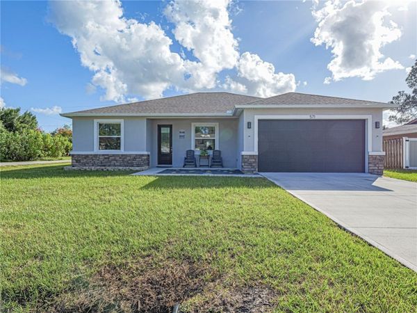 571 Charlotta Avenue SE, Palm Bay, FL 32909