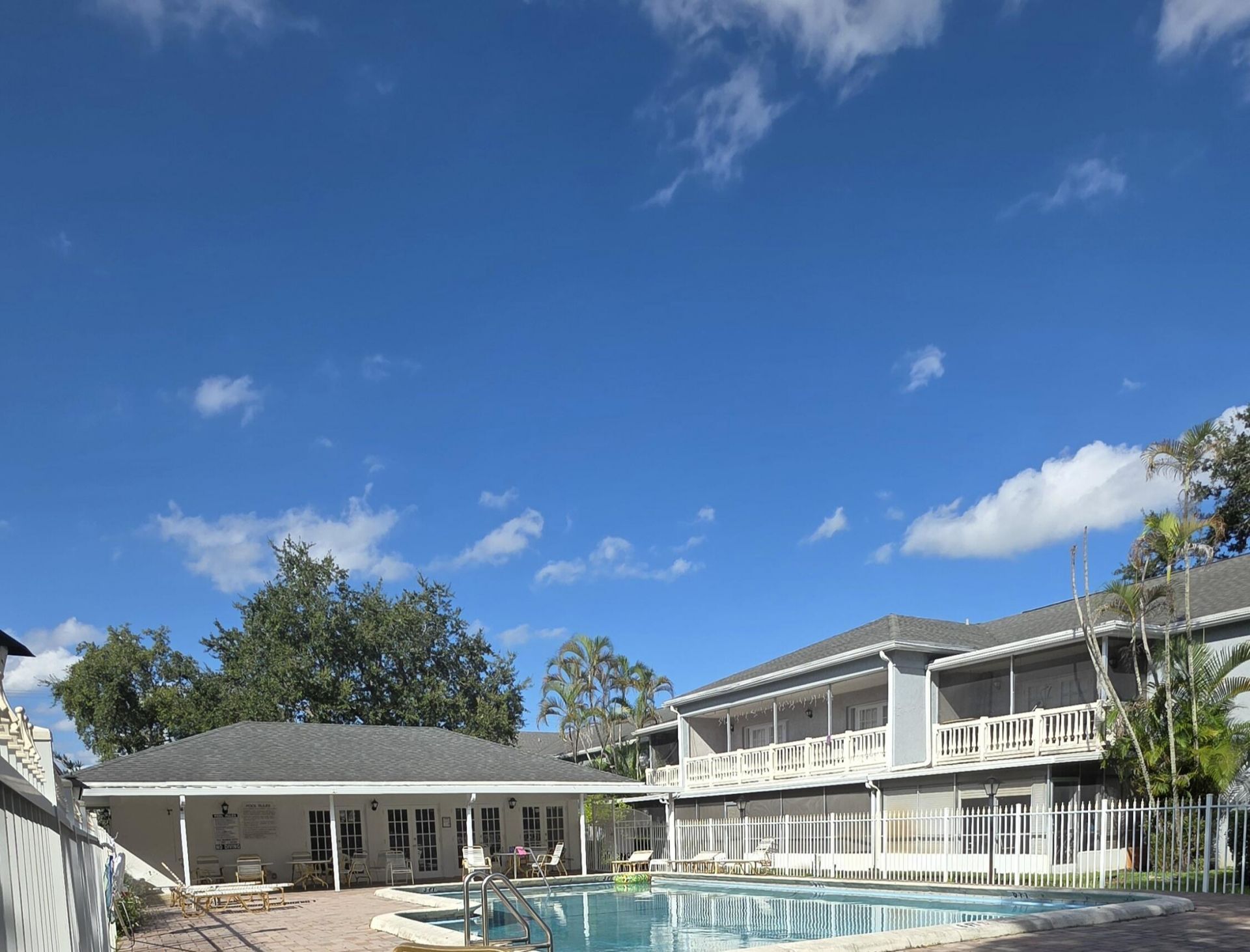 7556 Stirling Road, Unit 118, Davie, FL 33024 Photo