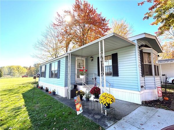 1229 Columbiana Lisbon Road, Unit 1, Columbiana, OH 44408