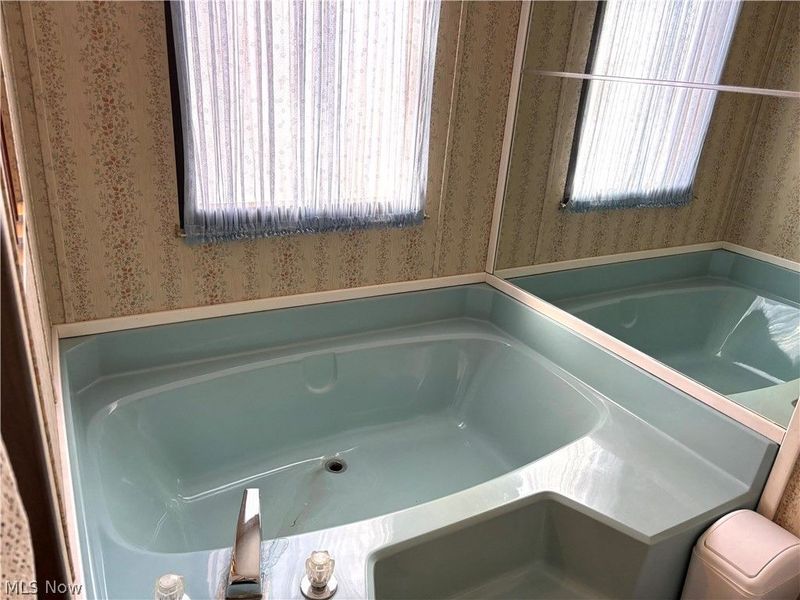 1229 Columbiana Lisbon Road, Unit 1, Columbiana, OH 44408 Photo 14