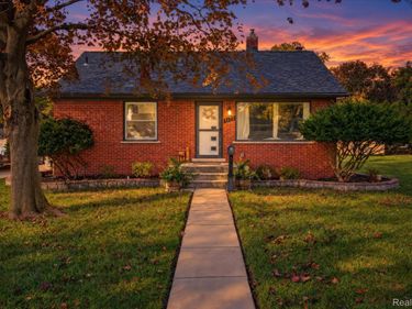 3172 Winifred Street, Wayne, Mi 48184