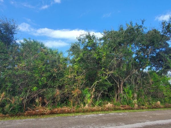 750 Holden Avenue, Sebastian, FL 32958