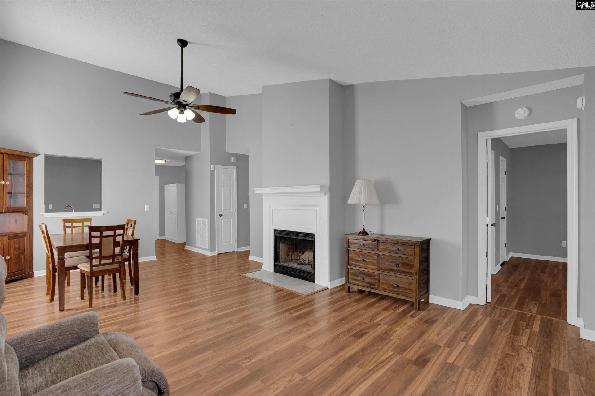 121 Arborgate Circle  Photo 4
