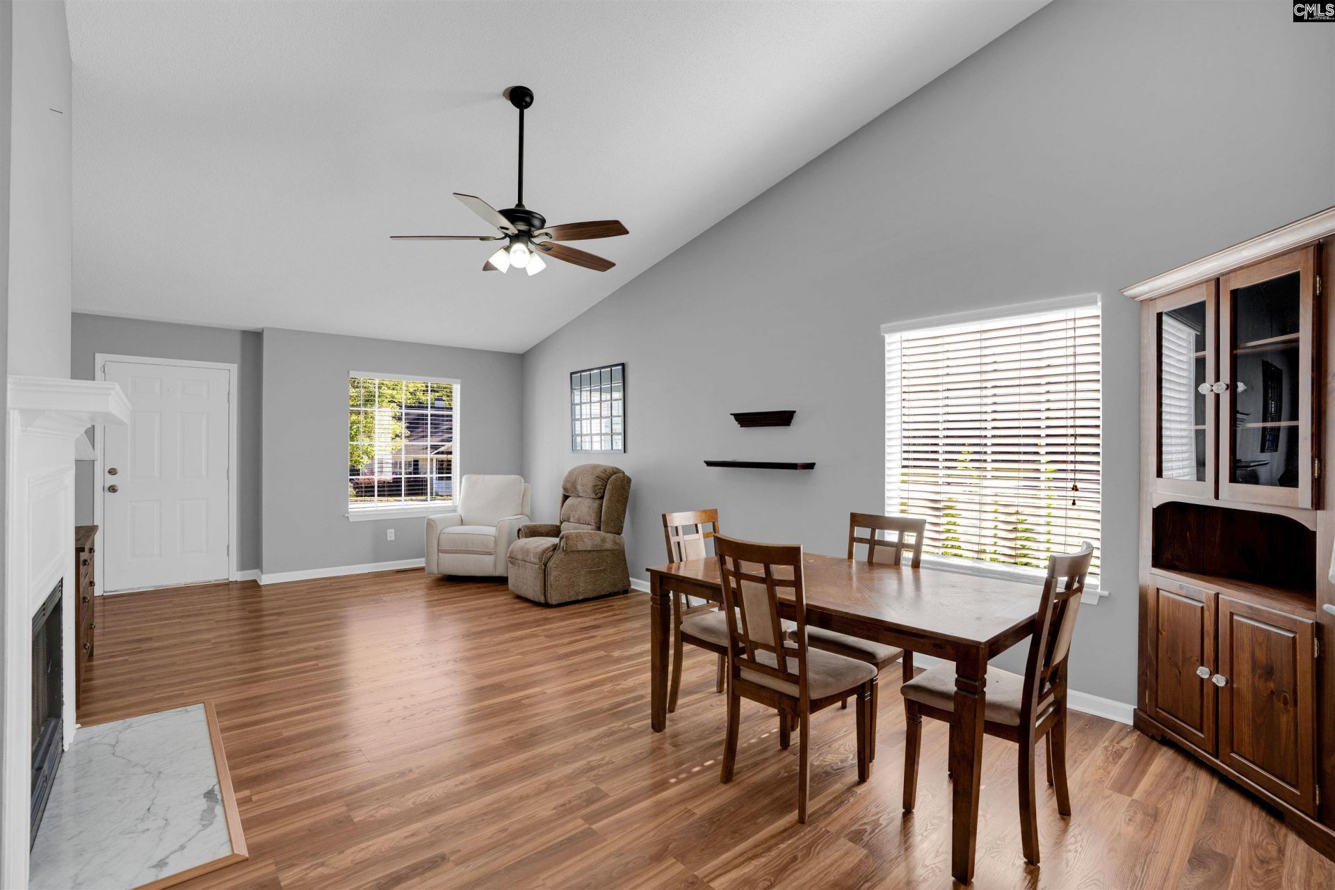 121 Arborgate Circle  Photo 7