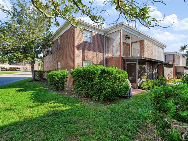1162 84TH TERRACE N, Unit D, ST PETERSBURG, FL 33702