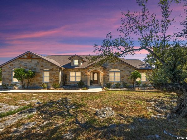 331 Mystic Parkway, Spring Branch, TX 78070