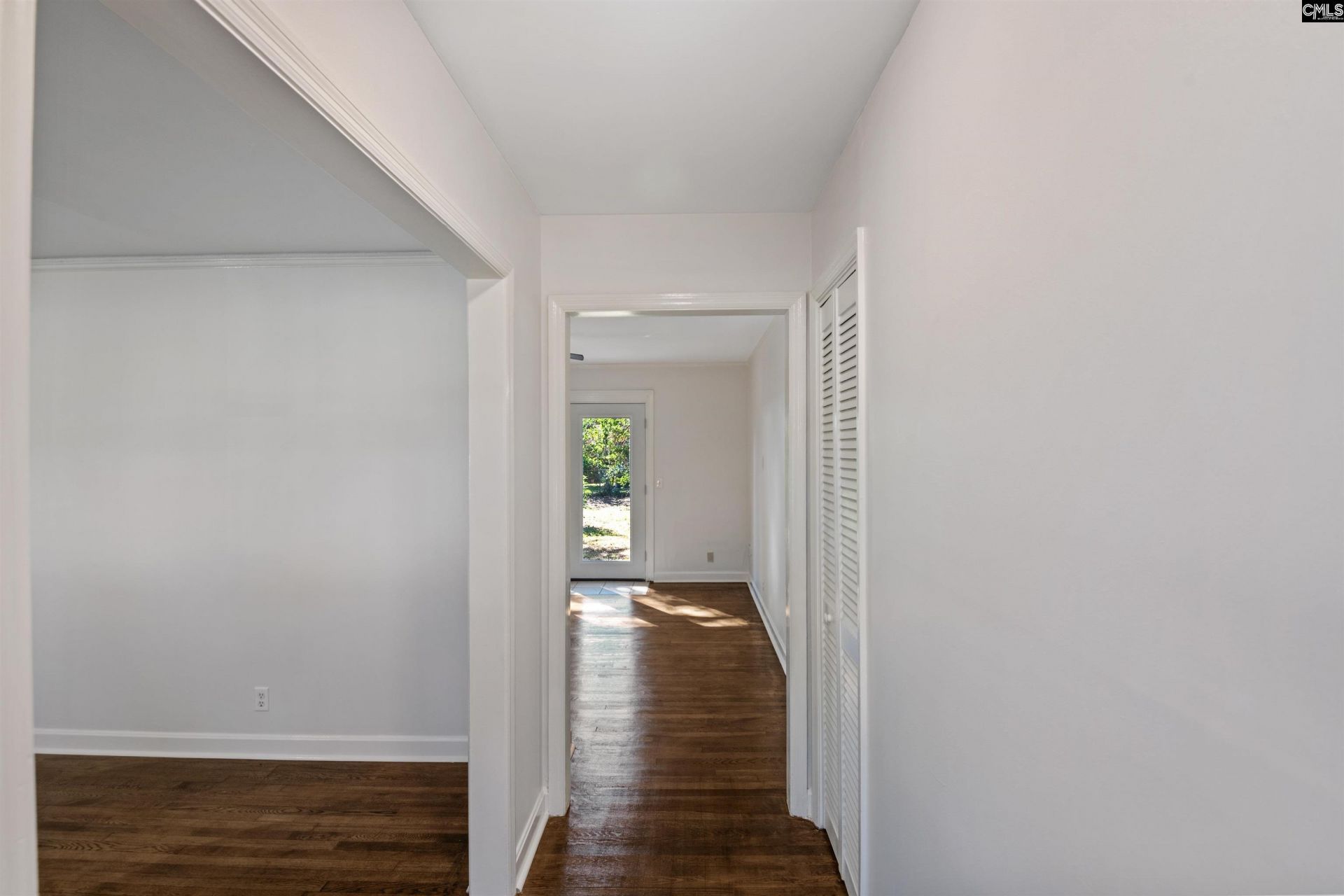 6622 Windwan Drive  Photo 4