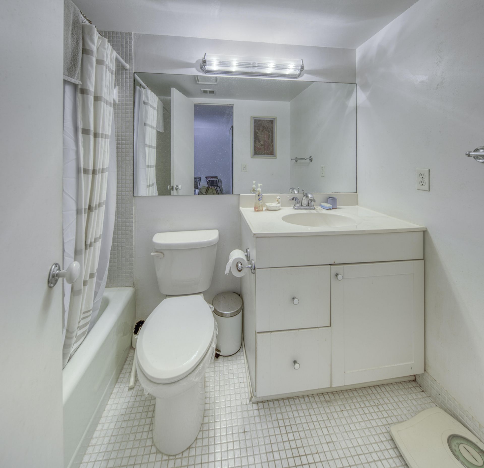 1516 S Lakeside Drive, Unit 310, Lake Worth Beach, FL 33460 Photo