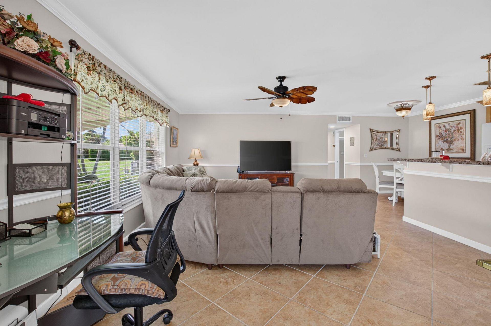 1260 Club Drive W, Unit A, Delray Beach, FL 33445 Photo