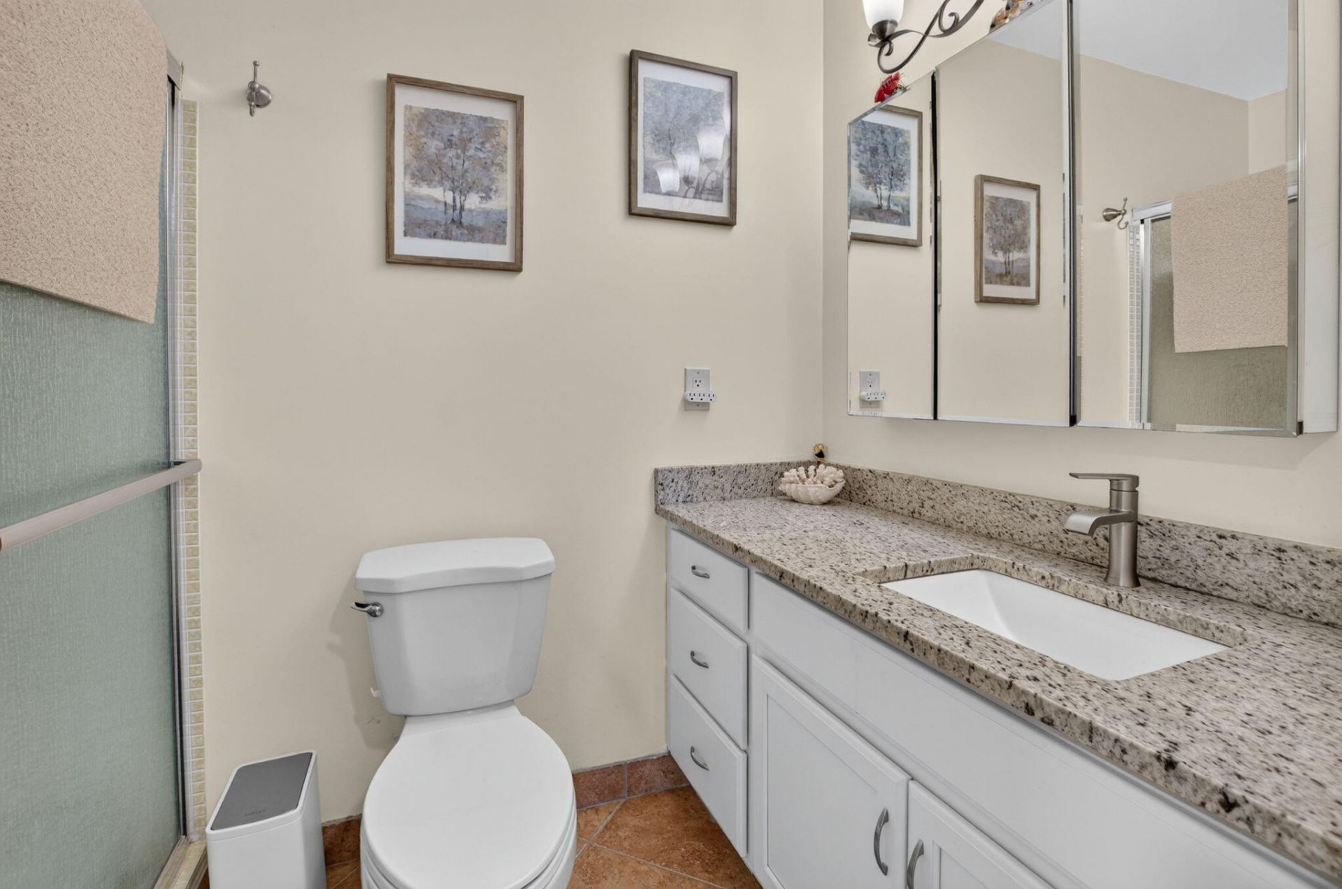 1260 Club Drive W, Unit A, Delray Beach, FL 33445 Photo