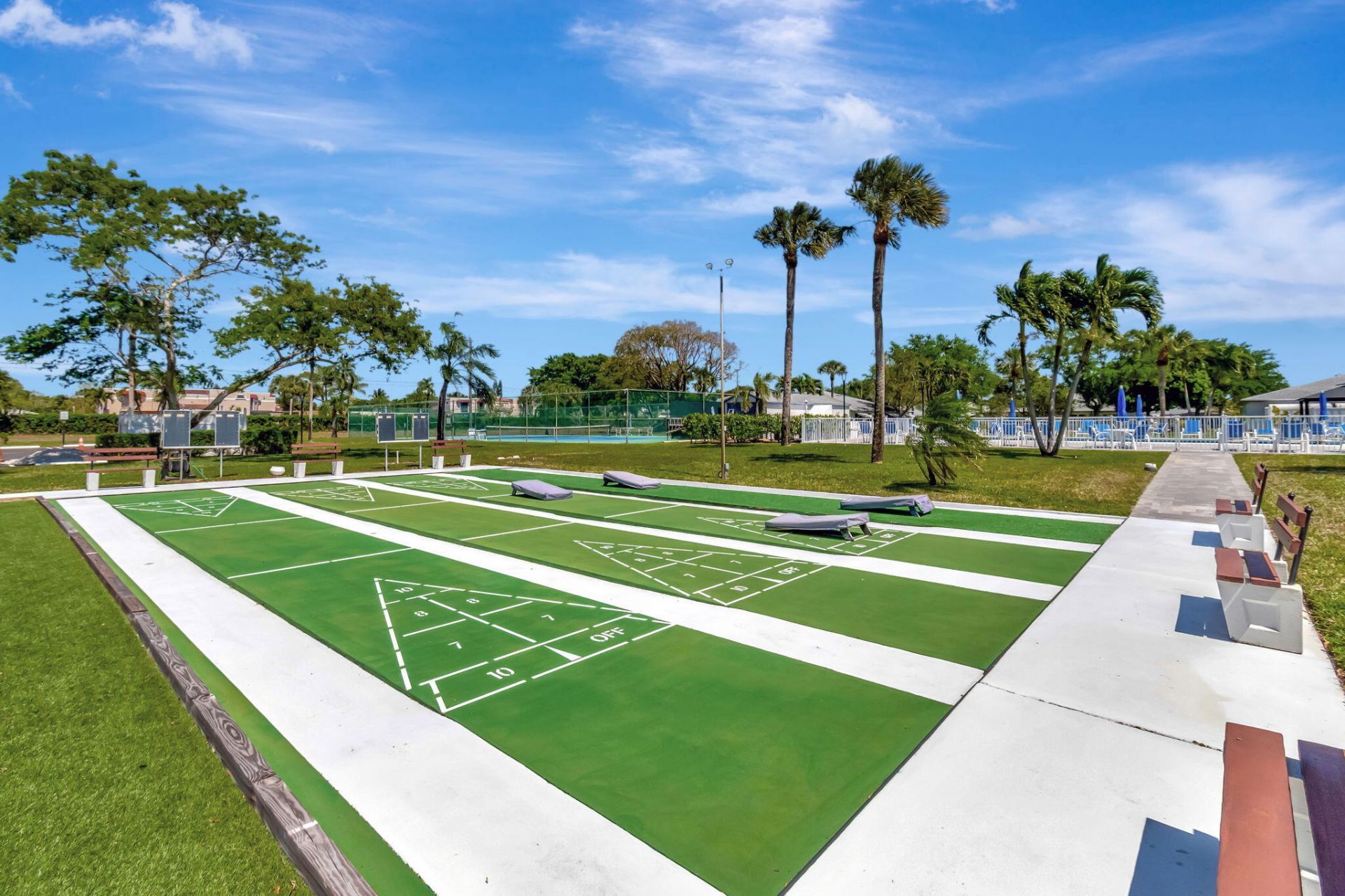 1260 Club Drive W, Unit A, Delray Beach, FL 33445 Photo