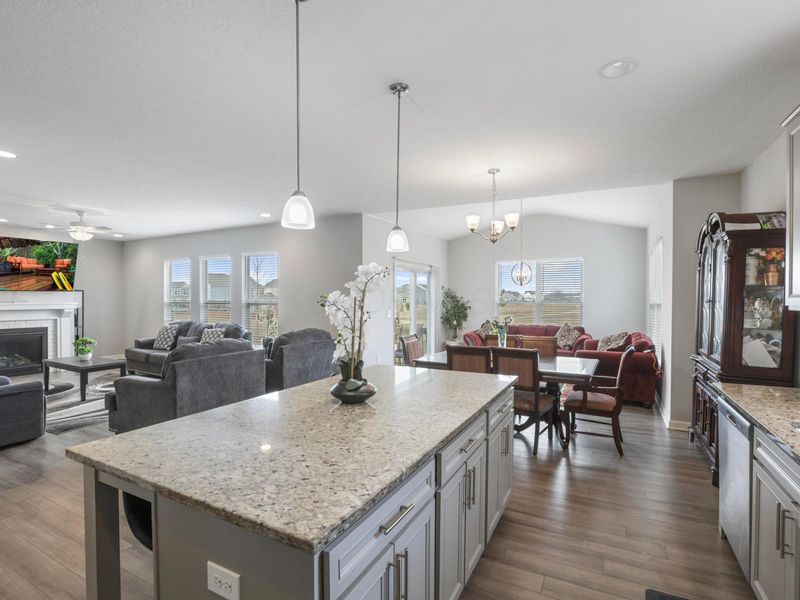 7064 Ribault Drive NW, Pickerington, OH 43147 Photo 17