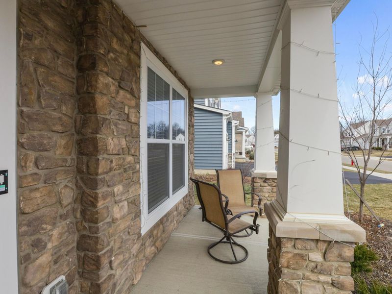 7064 Ribault Drive NW, Pickerington, OH 43147 Photo 4