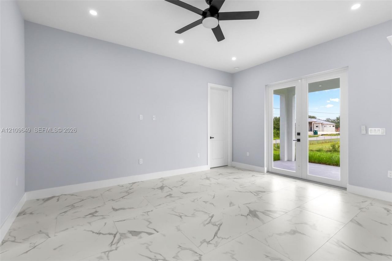 2818 42nd St SW Lehigh Acres, Lehigh Acres, FL 33976 Photo