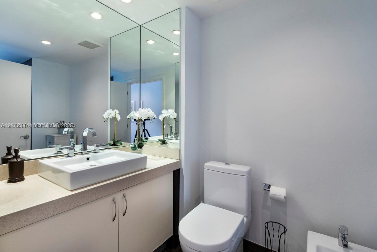 2130 Park Ave , Unit 5, Miami Beach, FL 33139 Photo