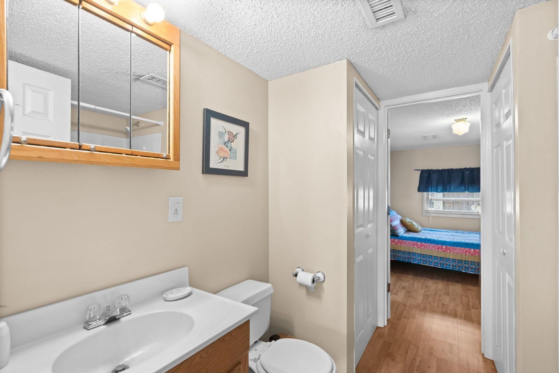 6001 - 5310 S Kings Hwy.  Photo 32
