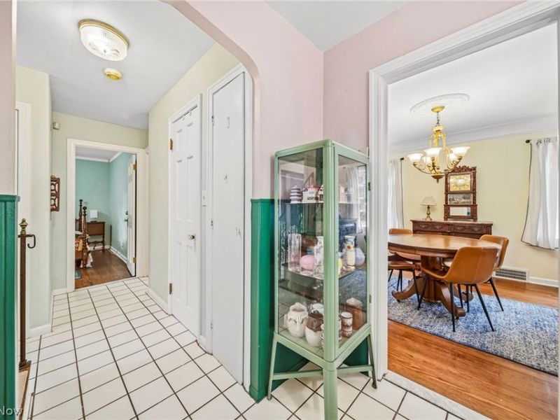 2853 Washington Boulevard , Cleveland Heights, OH 44118 Photo 12