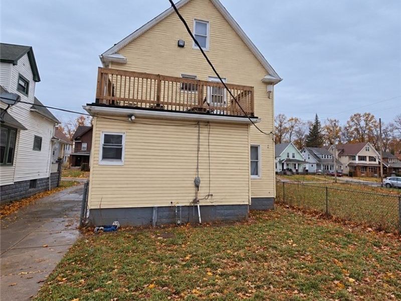 4230 E 126th Street , Cleveland, OH 44105 Photo 3
