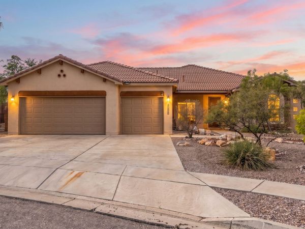 2709 Vista De Colinas Place SE, Rio Rancho, NM 87124