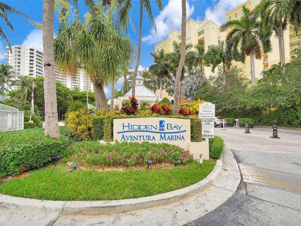 3330 NE 190th St , Unit 2016, Aventura, FL 33180
