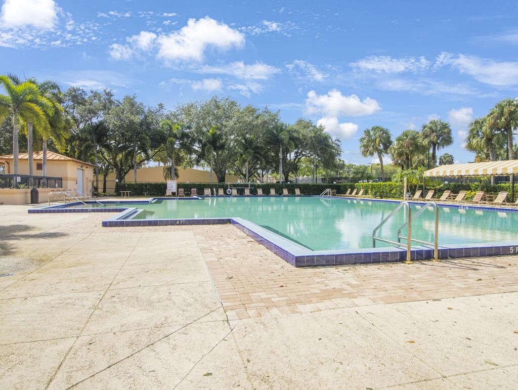 5126 51st Way, West Palm Beach, FL 33409 Photo
