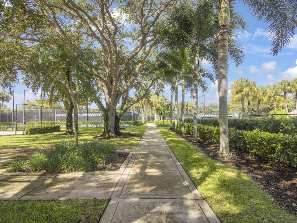 5126 51st Way, West Palm Beach, FL 33409 Photo