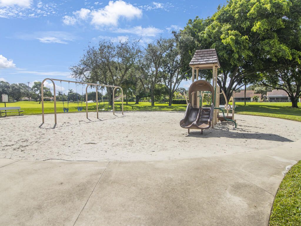 5126 51st Way, West Palm Beach, FL 33409 Photo