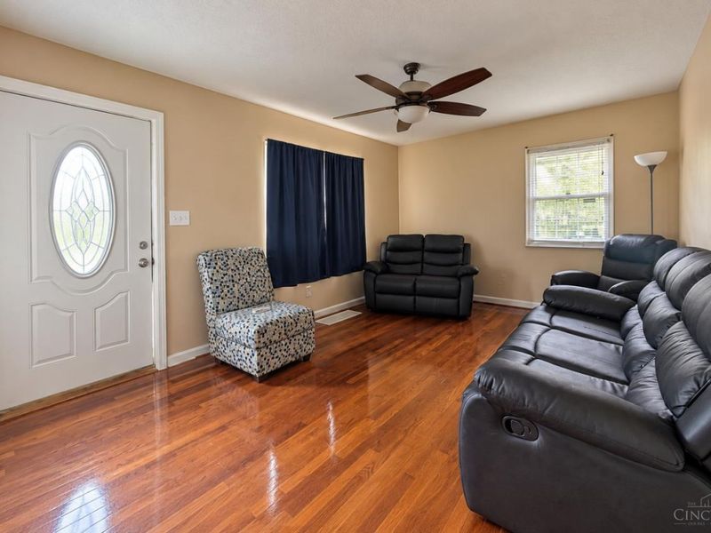 2031 Quebec Road, Cincinnati, OH 45214 Photo 4